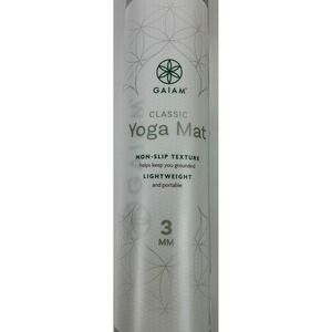 Gaiam Classic Yoga Mat 3 mm Non Slip Texture Lightweight Portable‎ Gray